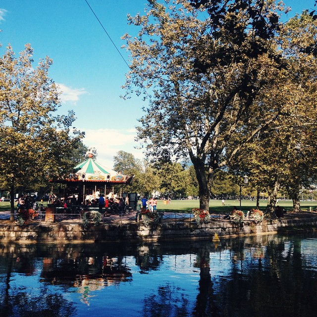 Au bord du lac d'Annecy