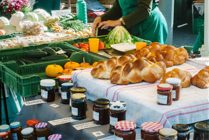 Fribourg – Marché de la Place de l'Hôtel de Ville