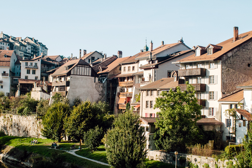 Fribourg – Vue sur la Sarine et le quartier du Bourg