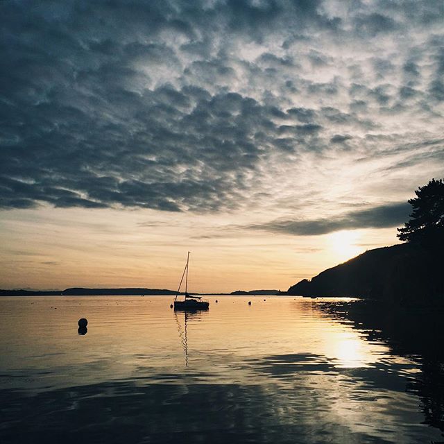 Le crépuscule sur le lac de Bienne