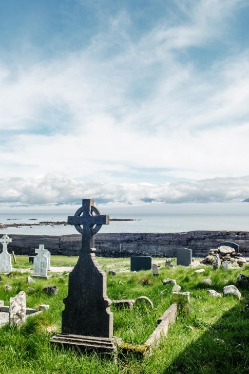 Ballinskelligs Abbey – Skellig Ring