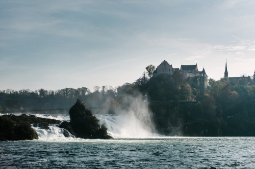 Les chutes du Rhin et le Château de Laufen