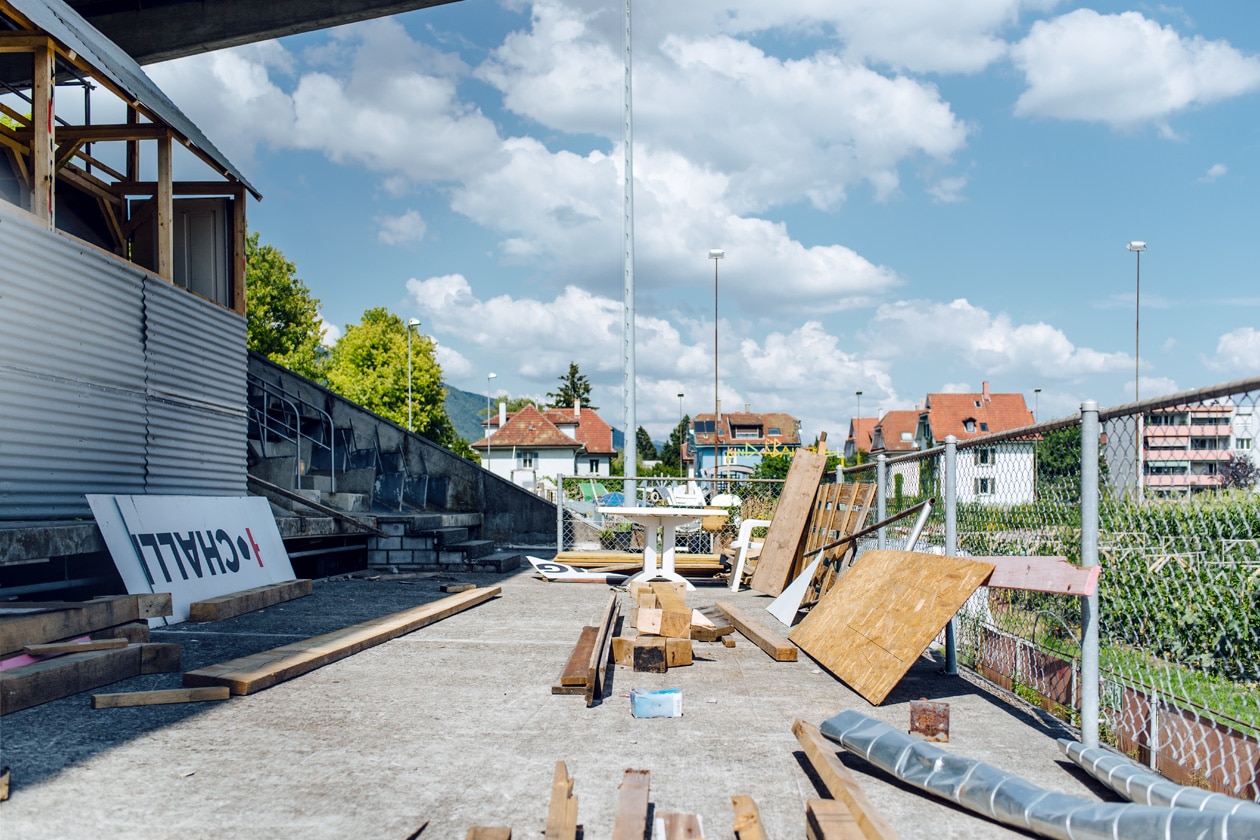 Terrain de la Gurzelen, Bienne – Anciennes tribunes