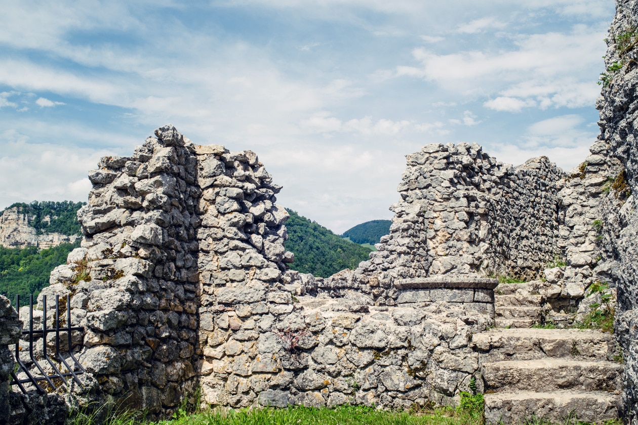 Les ruines du Château de Neu-Falkenstein