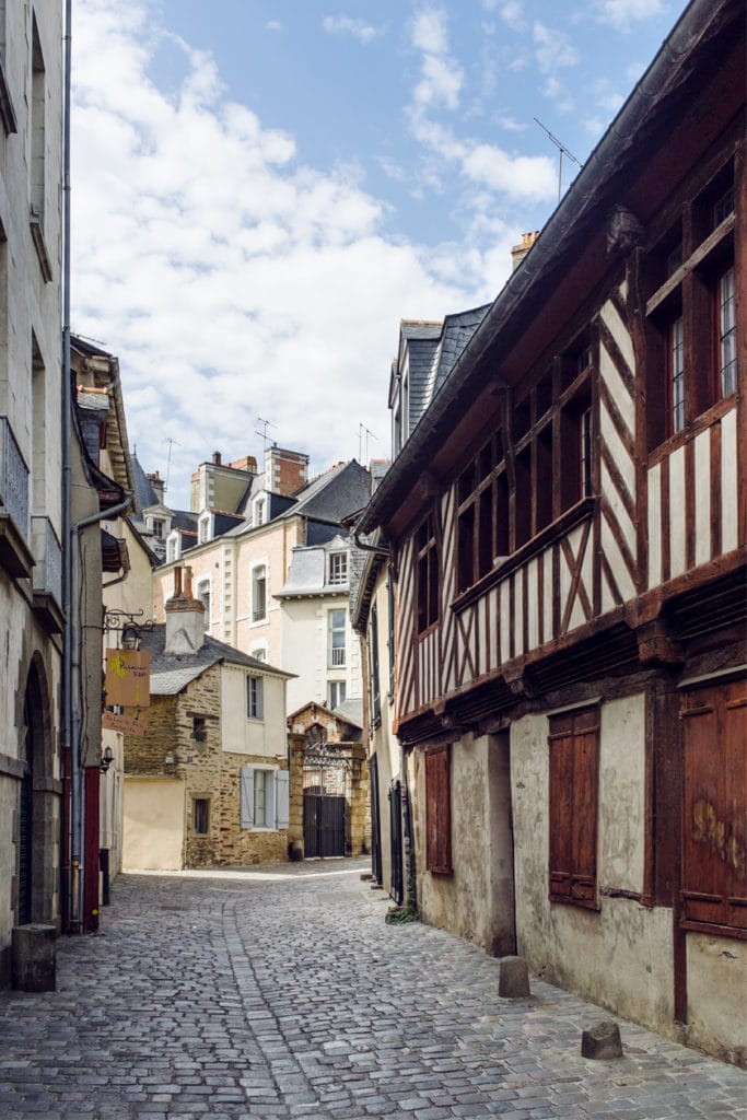 Balade dans les rues du vieux Rennes