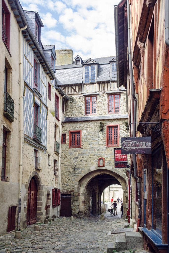 Balade dans les rues du vieux Rennes