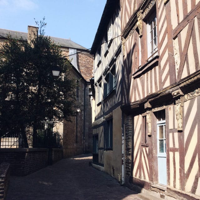 Les jolies rues du vieux Rennes