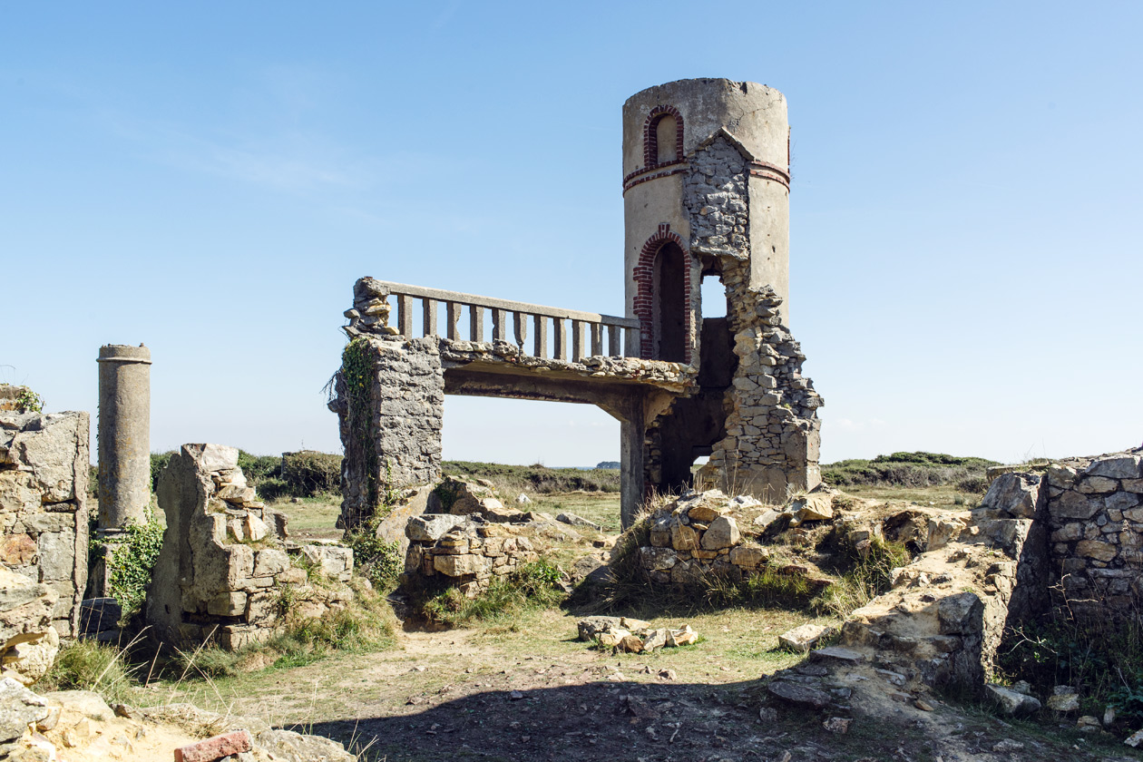 Bretagne: ruines du manoir de Saint-Pol-Roux à Camaret-sur-Mer