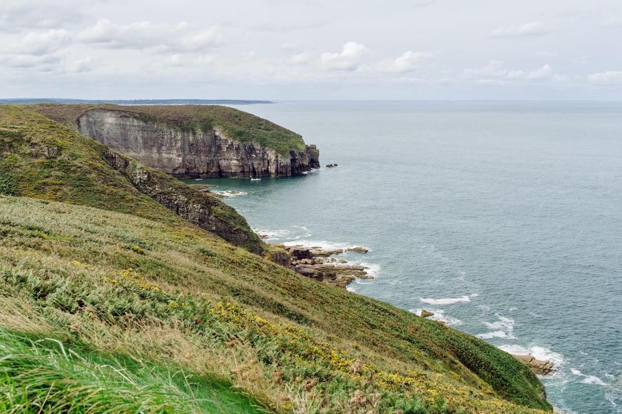 Bretagne, vue sur la côte et la Manche depuis le phare de Cap Fréhel