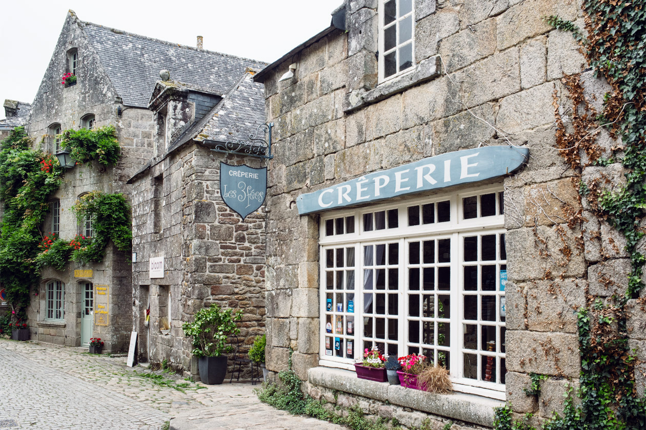 Bretagne: balade dans le village de Locronan