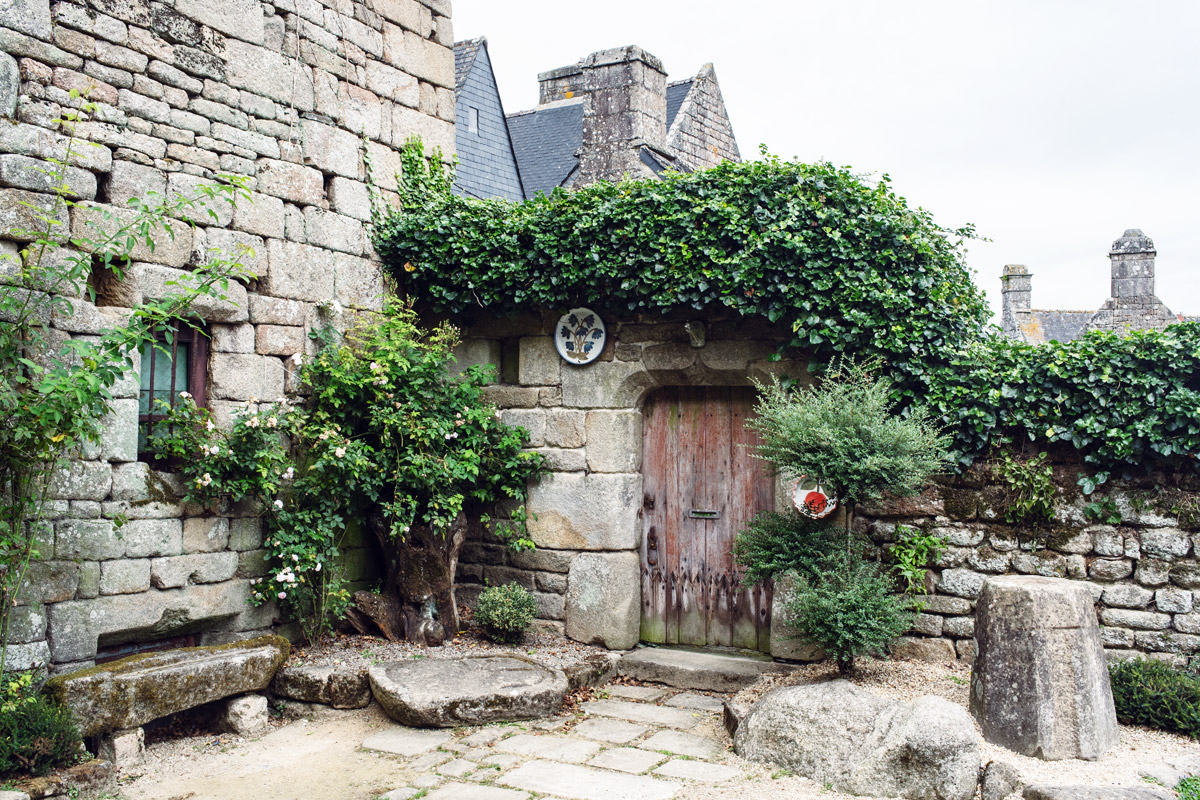 Bretagne: balade dans le village de Locronan