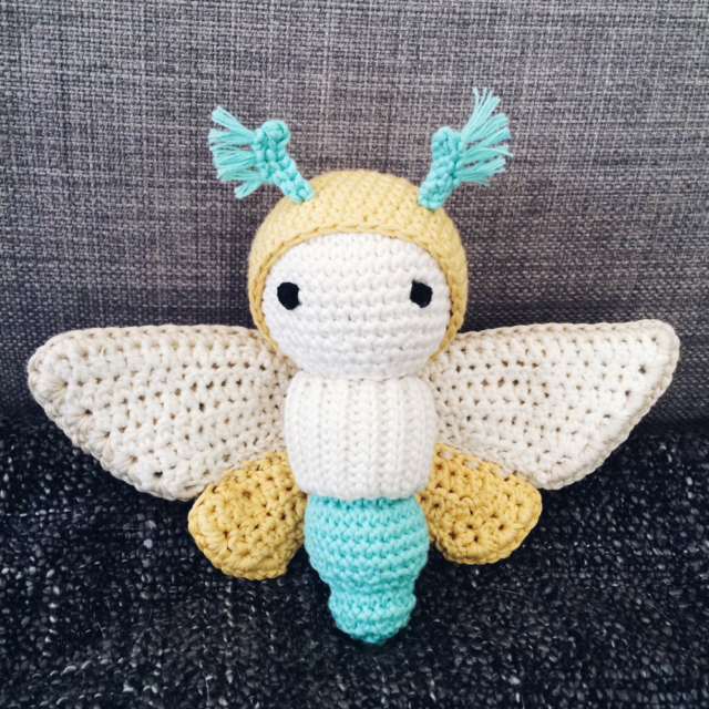 Petit papillon réalisé au crochet