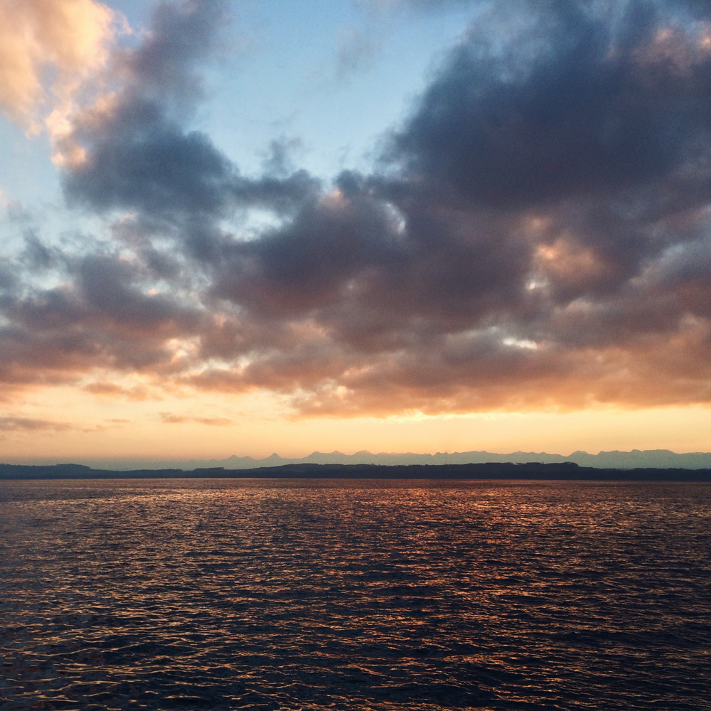 Lever de soleil sur le lac de Neuchâtel