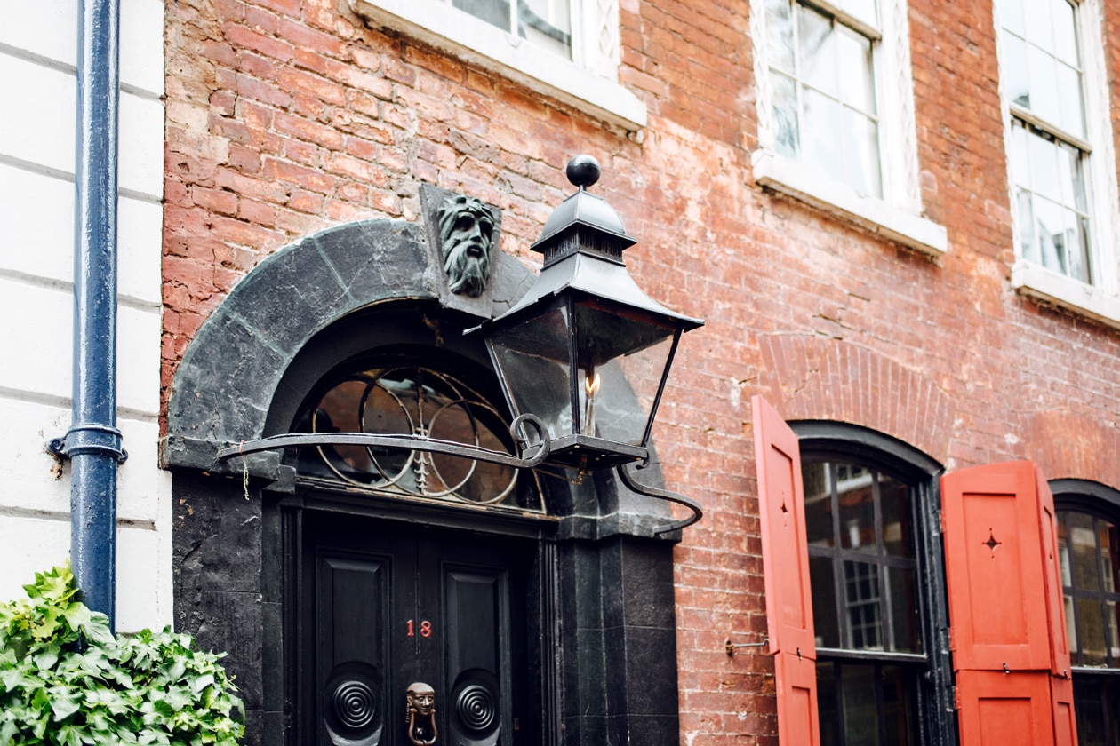 Entrée de la maison-musée de Dennis Severs à Londres