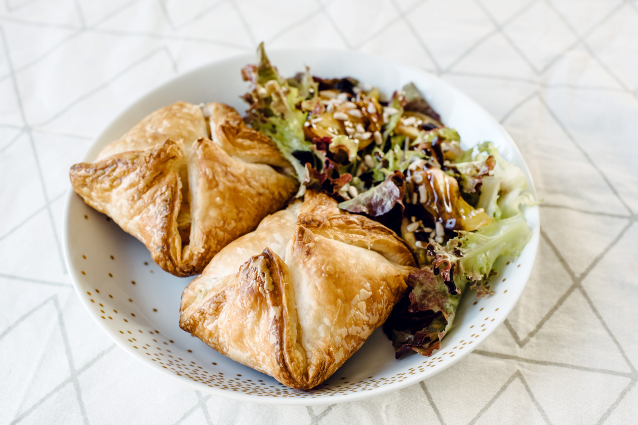 Feuilletés végétaliens à la patate douce et aux lentilles corail