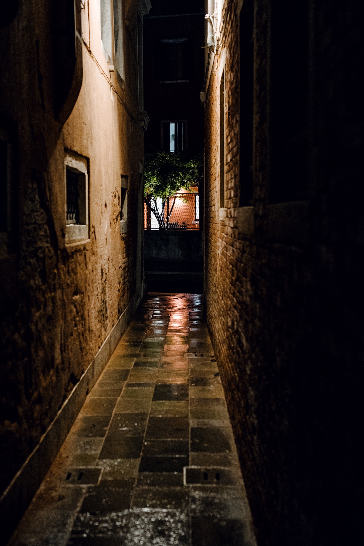 Balade nocturnes dans les rues de Venise